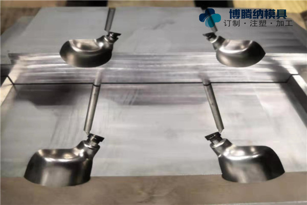 深圳藍(lán)牙耳機(jī)模具加工哪家行？博騰納，獲得全國(guó)300家企業(yè)的口碑認(rèn)可